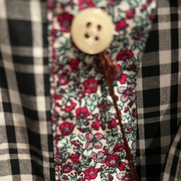 NWT TailorByrd Button Down Shirt - Picture 2 of 3